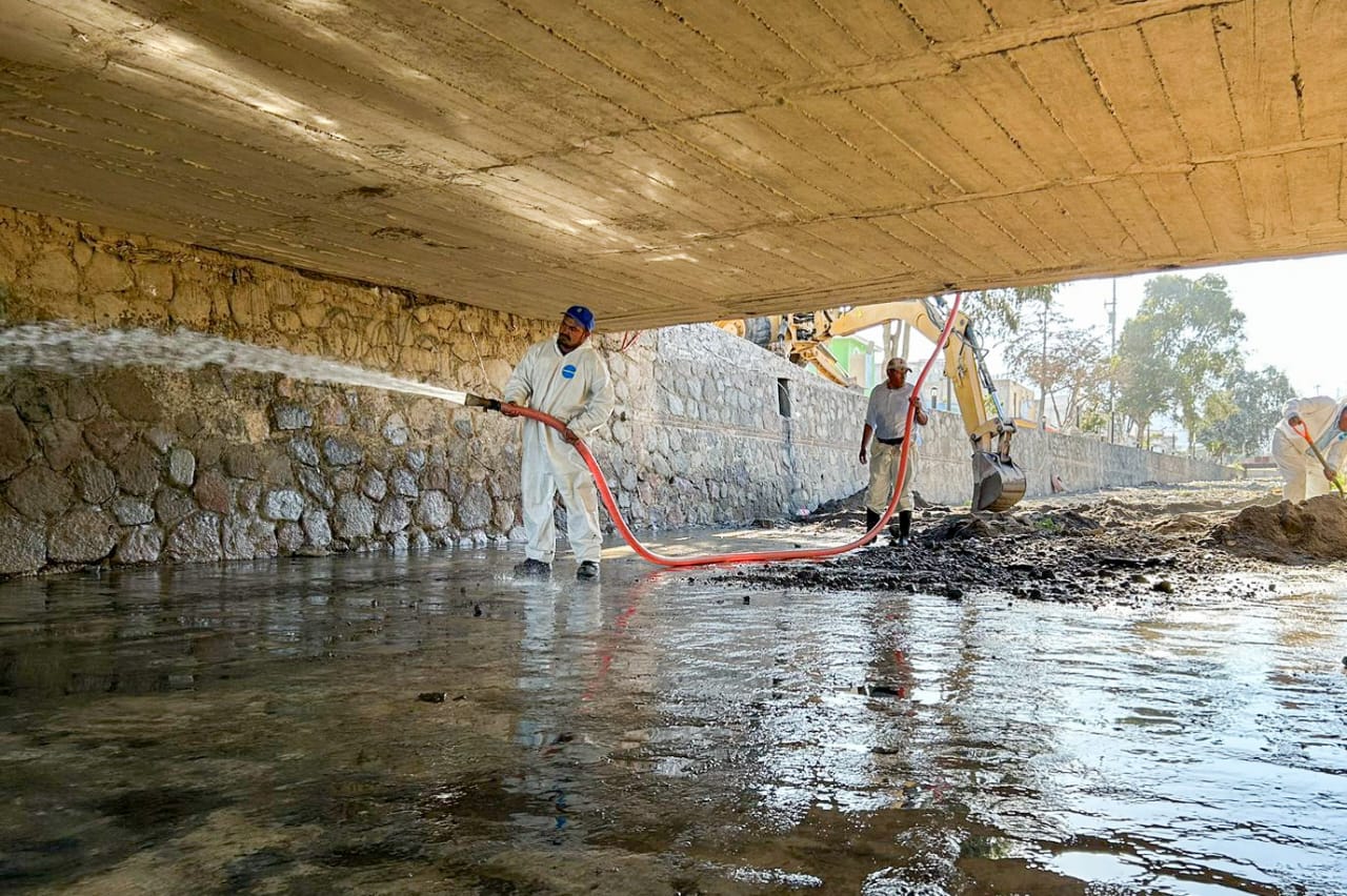 Repara y sanitiza Capamh en su totalidad fuga de aguas negras en Bulevar Cuamanco de Huamantla